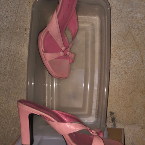 Shoes - Picture 2 of 3